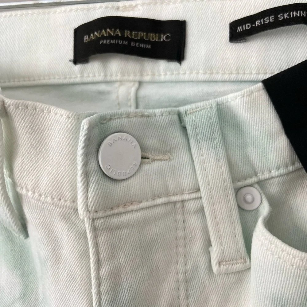 NEW!! BANANA REPUBLIC MID-RISE SKINNY DYED JEANS SIZE 24P - Picture 3 of 6